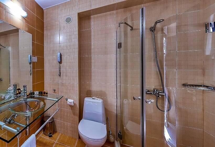 Студия Стандарт, Mpm Hotel Guinness