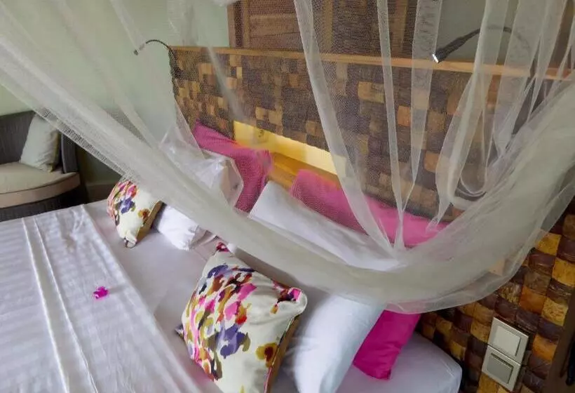 ویلای 3 خوابه, Puri Dajuma Beach Eco Resort & Spa