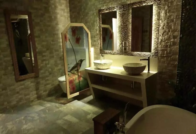 کابین, Puri Dajuma Beach Eco Resort & Spa
