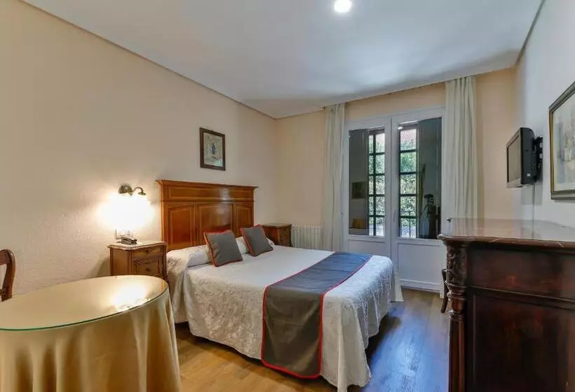 اتاق استاندارد, Santillana