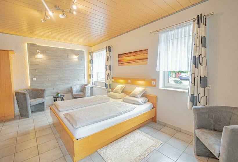 غرفة قياسية, Ulftaler Schenke