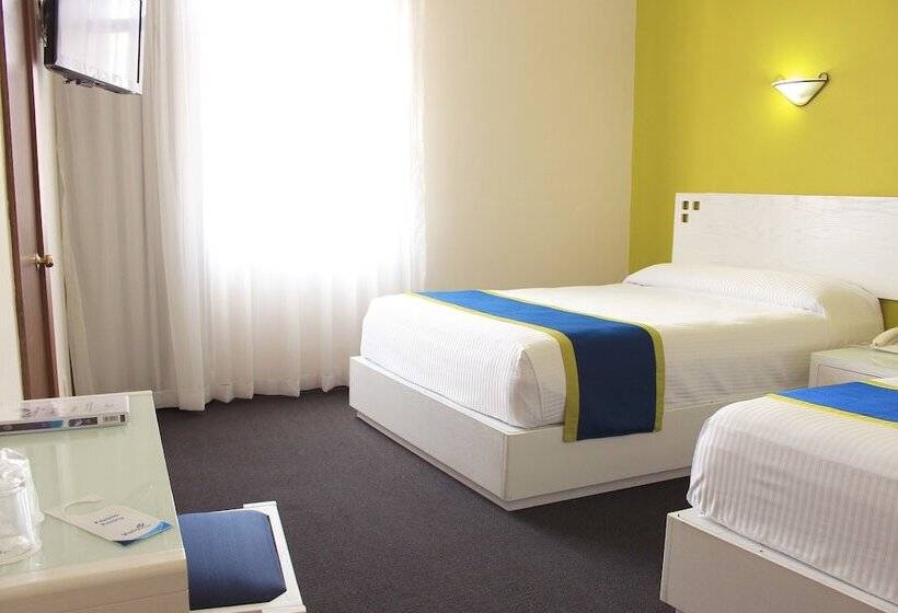 ２ダブルベッドのスタンダードルーム, Vista Express Morelia By Arriva Hospitality Group