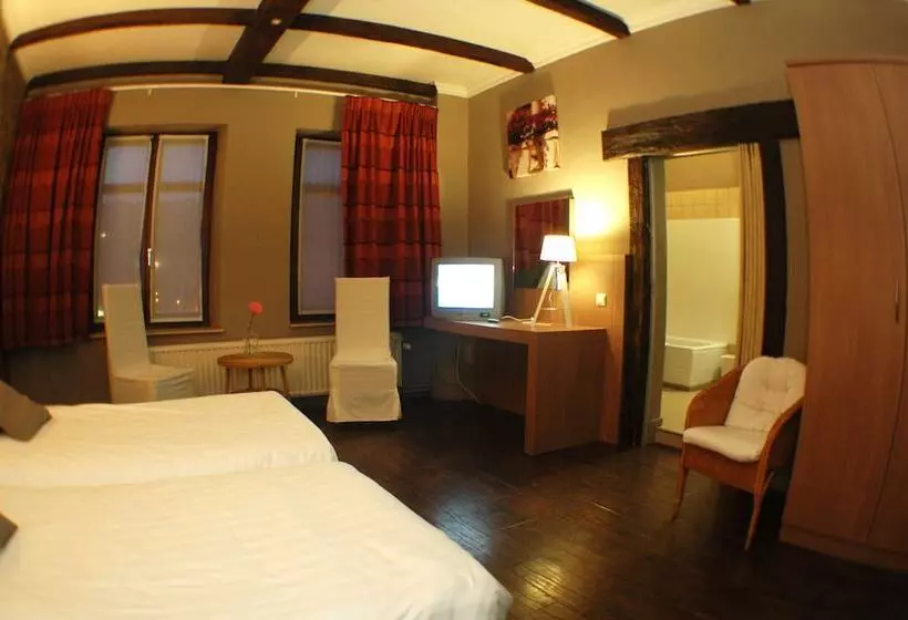 اتاق استاندارد سه نفره, Luxury Spa Hotel   Ardennes