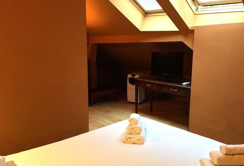 اتاق اکونومی, Istanbul Golden Horn