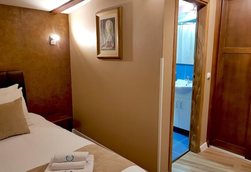 اتاق اکونومی, Istanbul Golden Horn