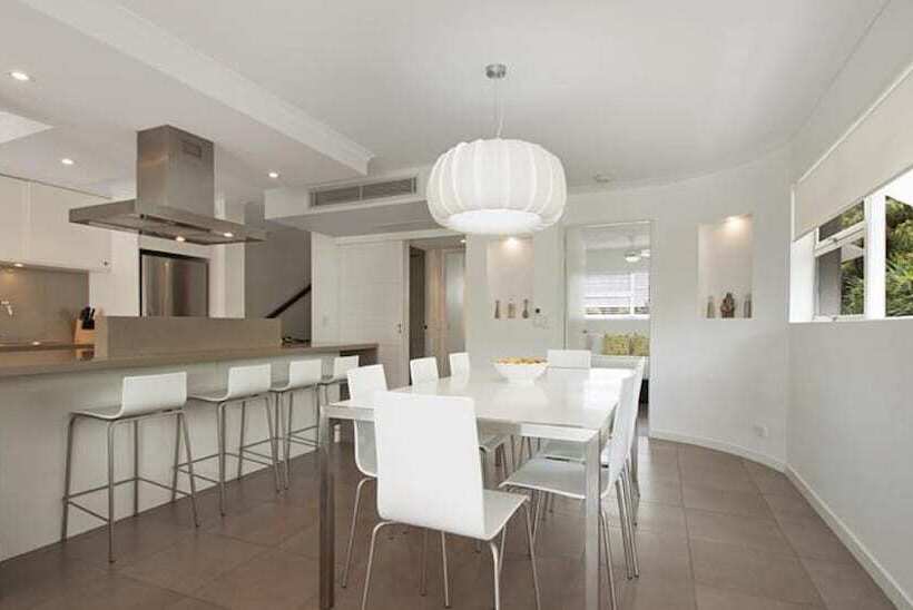 Апартаменты Пентхаус 1 Спальня, Saks On Hastings