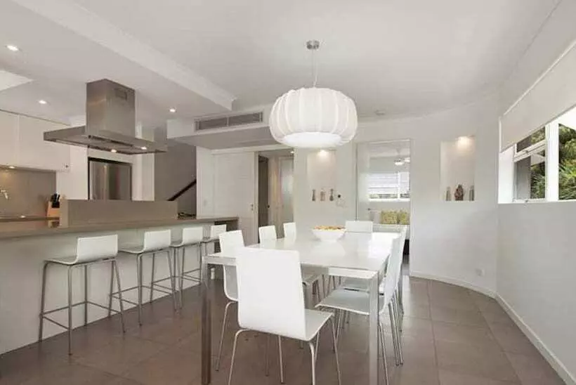 1 Bedroom Penthouse Apartment, Saks On Hastings
