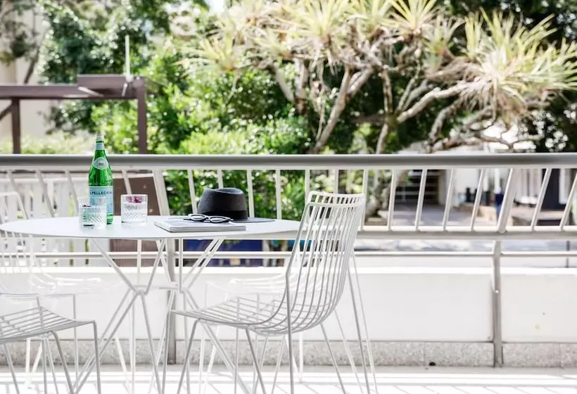 1 Bedroom Penthouse Apartment, Saks On Hastings