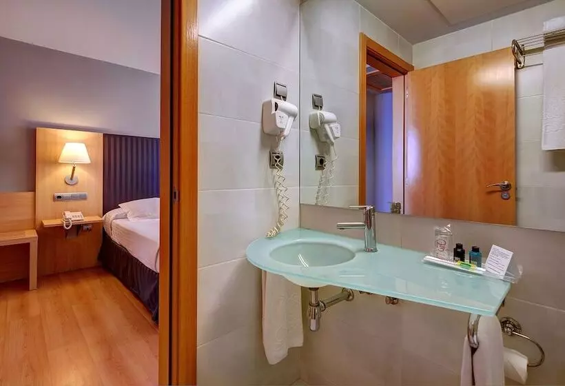 اتاق استاندارد, U hotel Villa Gomá