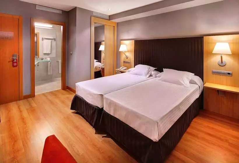 اتاق استاندارد, U hotel Villa Gomá