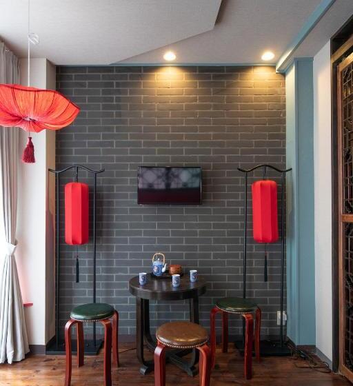 سوییت خانوادگی, Room Inn Shanghai 横浜中華街 Room 2