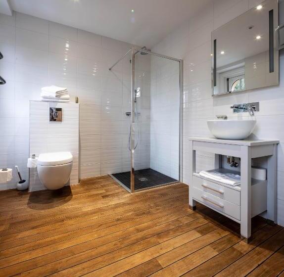 غرفة قياسية, ô Château