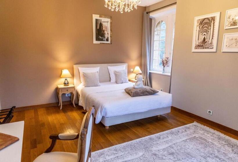 חדר סופריור, ô Château