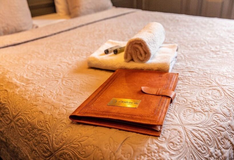 غرفة قياسية, ô Château