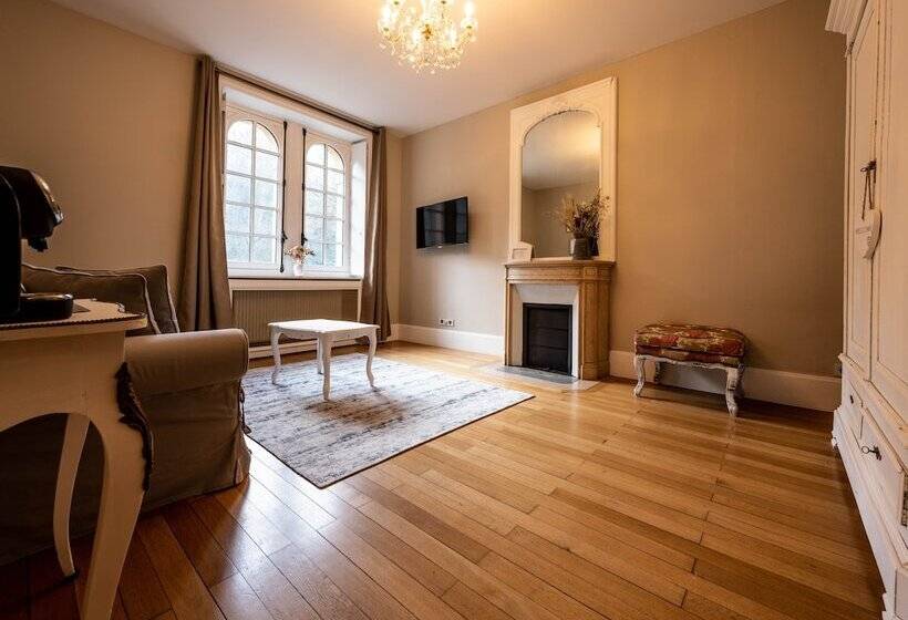 סוויטה, ô Château