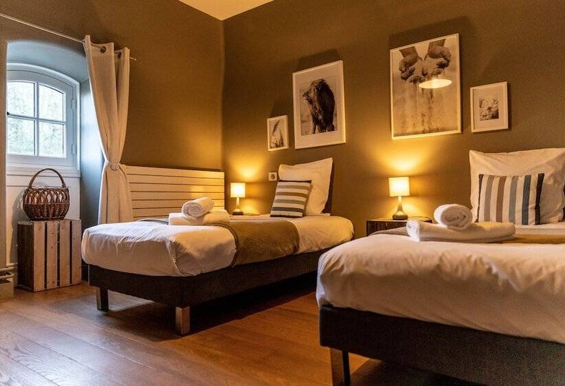 غرفة عائلية, ô Château