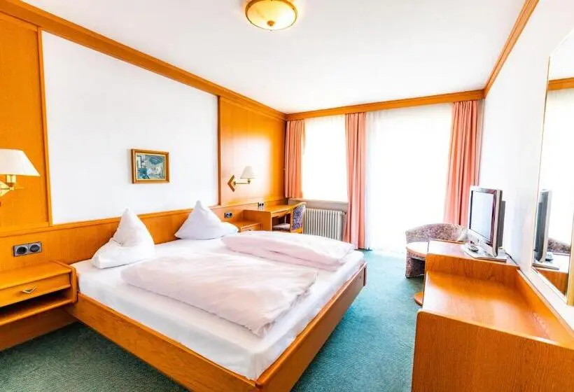 スーペリアールーム, Gasthof Pension Post