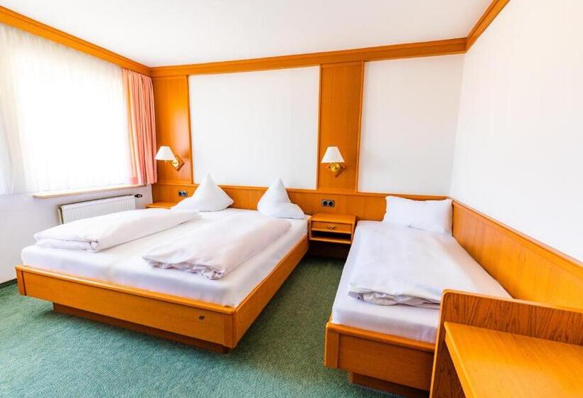 Семейный Номер, Gasthof Pension Post