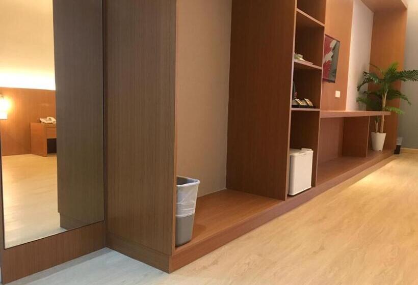 Suite Executive, Kluang Riverview