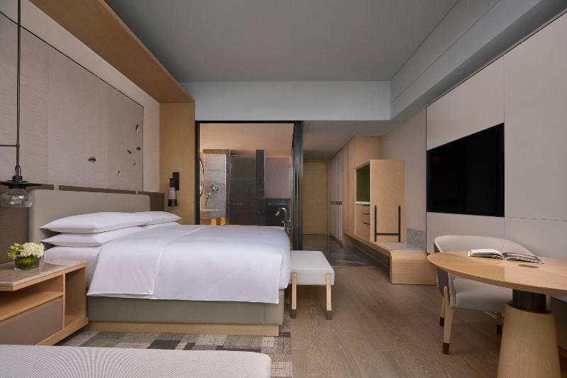 חדר קלאב, Liyang Marriott