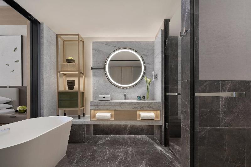 חדר קלאב, Liyang Marriott