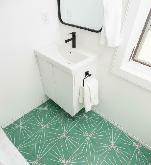 إستوديو قياسى, South Main Residences By Surf