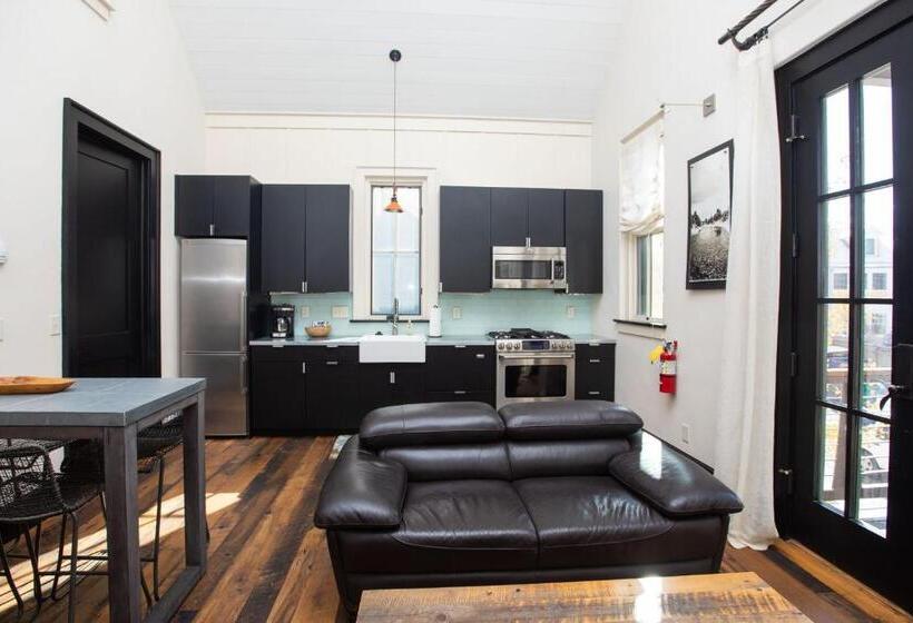 غرفة قياسية, South Main Residences By Surf