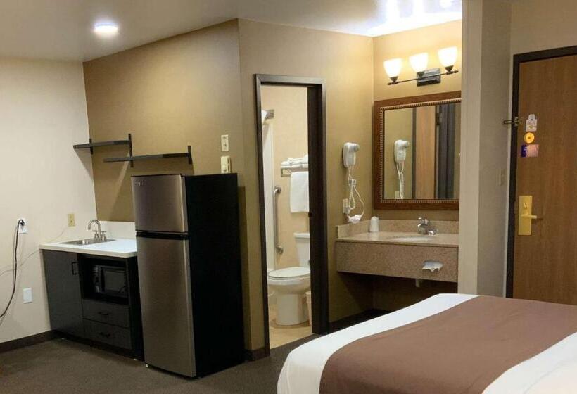 带大床的豪华间, Studio 6  Minot, Nd