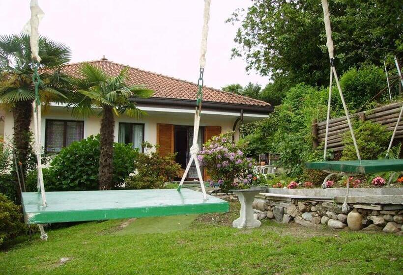 バルコニー付きデラックスルーム, B&b Madonna Della Neve