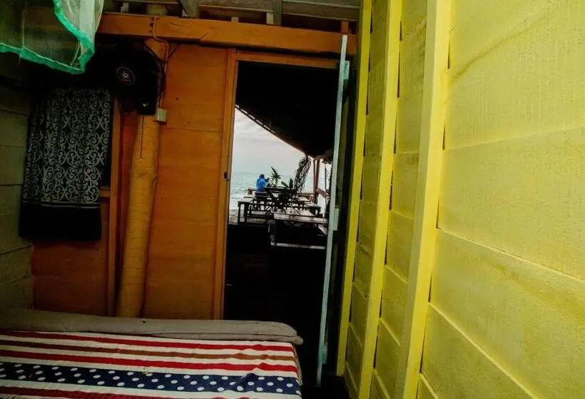 اتاق استاندارد با چشم‌انداز دریا, Brother's Beach Home