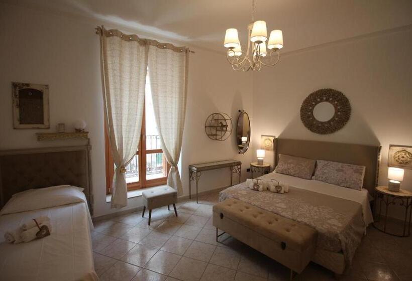 חדר דלוקס לשלושה, Noto Da Quassù Relax B&b