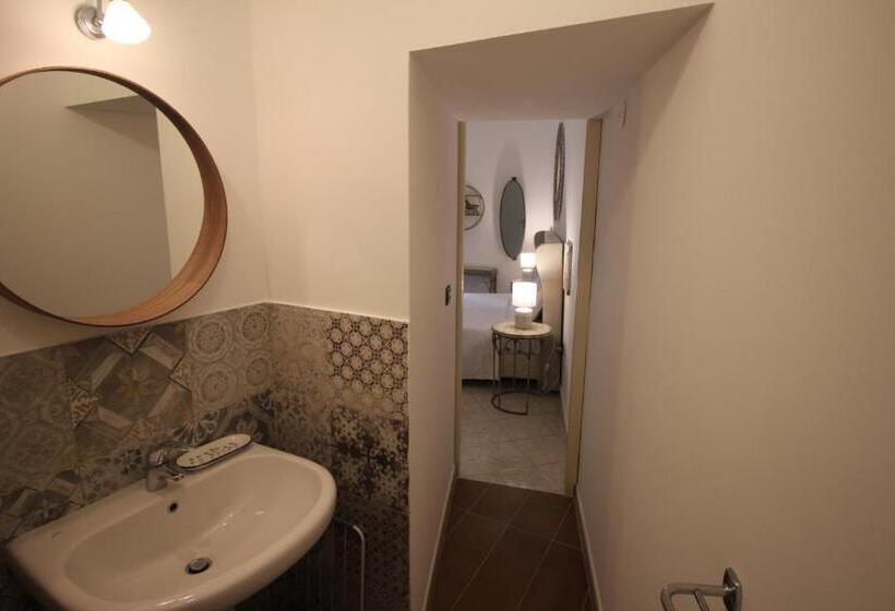 חדר דלוקס לשלושה, Noto Da Quassù Relax B&b