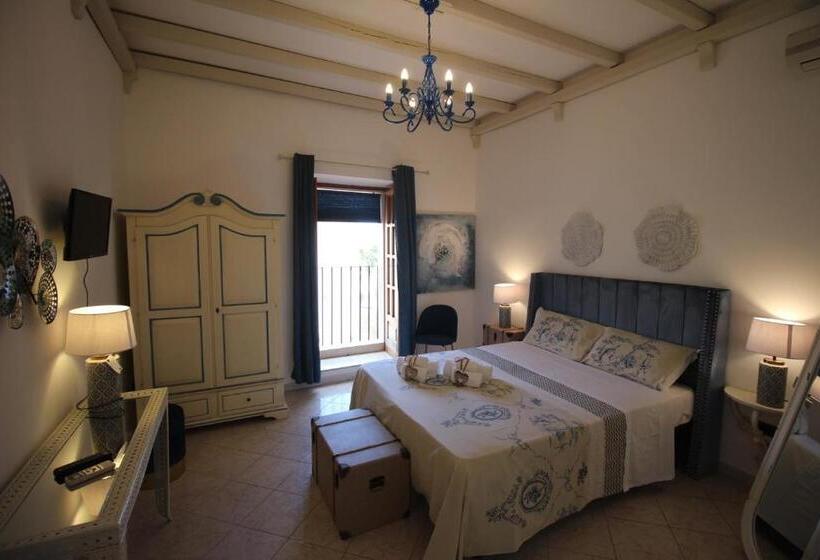 חדר דלוקס נוף לים, Noto Da Quassù Relax B&b