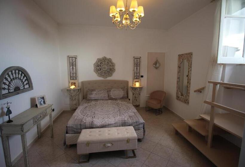 סוויטת ג'וניור נוף לים, Noto Da Quassù Relax B&b