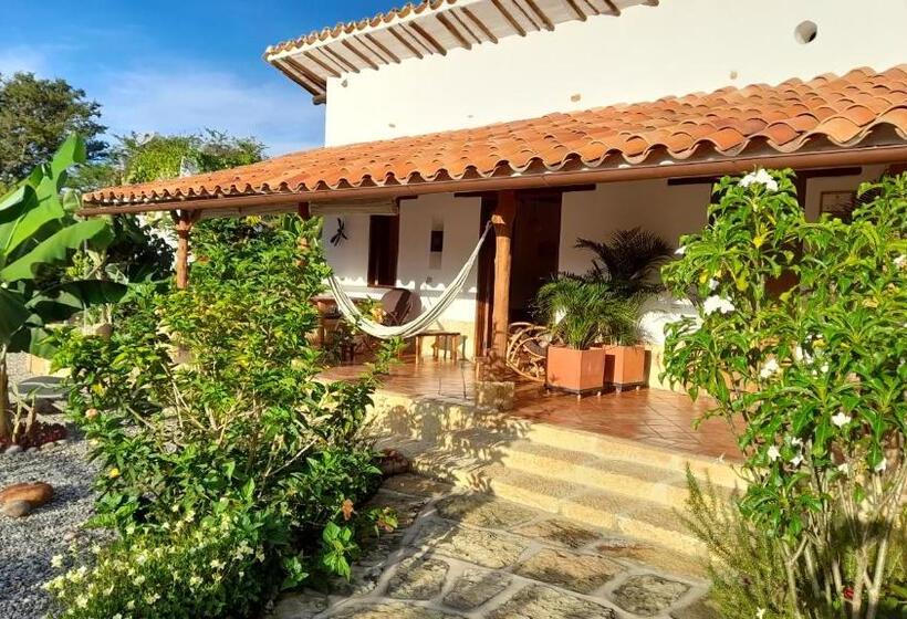 اتاق استاندارد با چشم‌انداز باغ, Casa Alamanda B&b