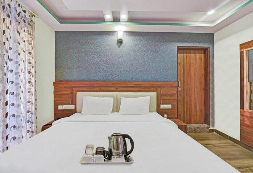 トリプルクラシックルーム, Airport View