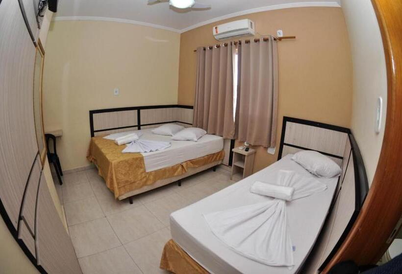 חדר סטנדרט לשלושה, Eldorado Palace