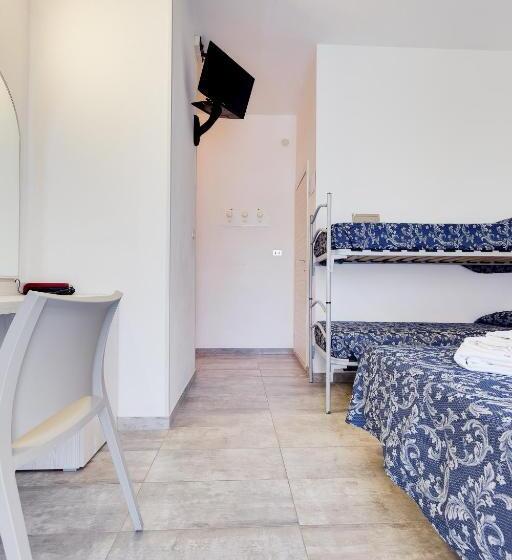 חדר משפחתי, Sirena