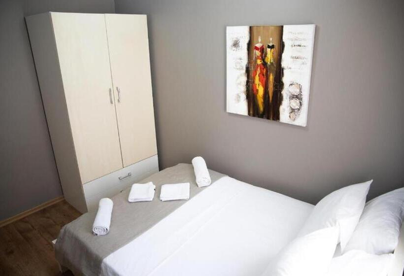 ファミリールーム, The Hera Hotels