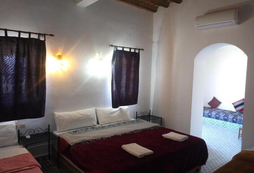 غرفة قياسية ثلاثية, Maison D'hôte Amridil