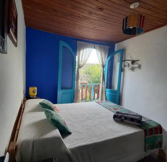 バルコニー付きスタンダードルーム, Onda Verde Hostel
