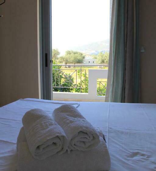 اتاق سوپریور خانوادگی, Vila Hadhri Borsh