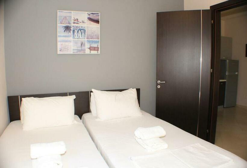 اتاق سوپریور خانوادگی, Vila Hadhri Borsh