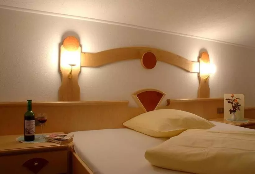 اتاق استاندارد, Alpenherz Hotel Garni