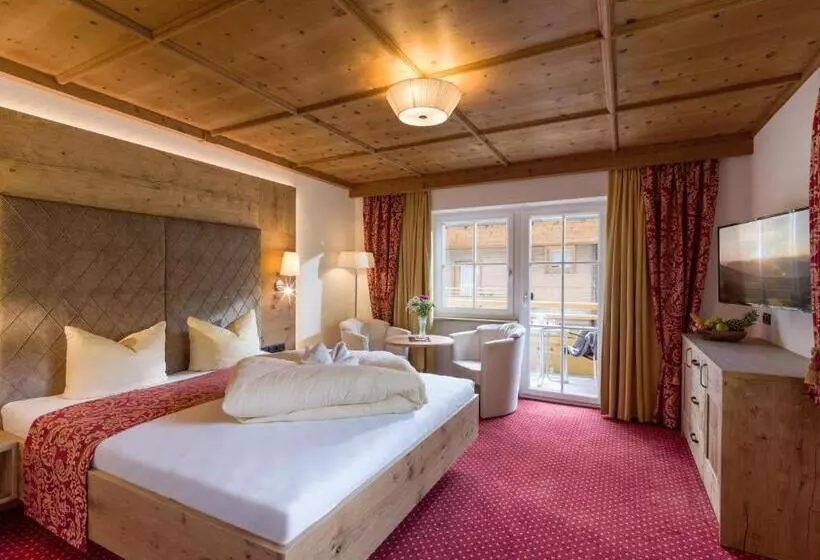 Classic room with balcony, Alpenherz Hotel Garni