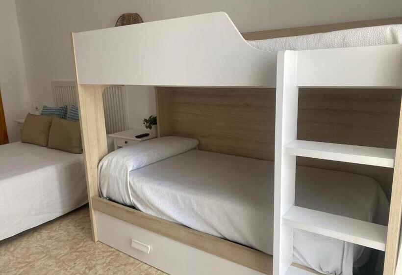 4인용 스탠다드 룸, Hostal Andalucia