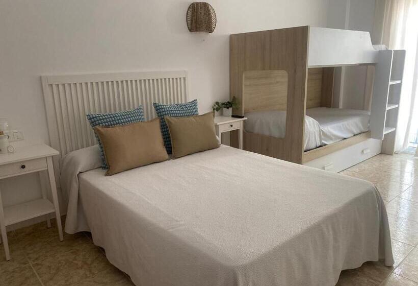 חדר סטנדרט לארבעה, Hostal Andalucia