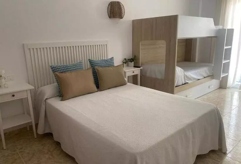 اتاق استاندارد چهار تخته, Hostal Andalucia
