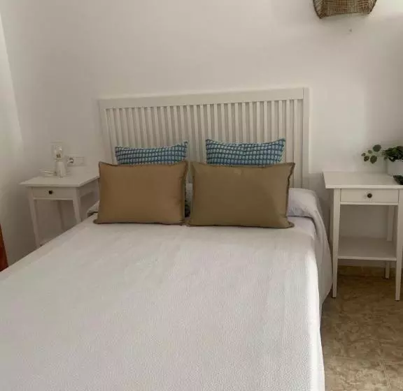 اتاق استاندارد چهار تخته, Hostal Andalucia