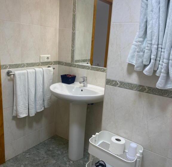 חדר סטנדרט לארבעה, Hostal Andalucia